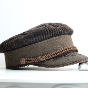 Brown corduroy fiddler cap